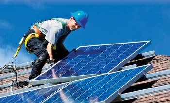 solar panel supplier in UAE